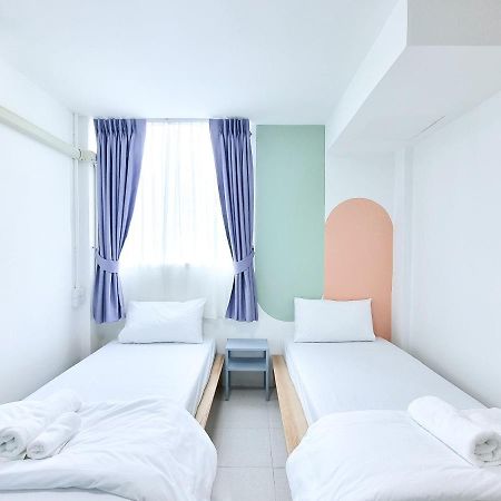 The Zai Apartment Ban Krathum Lom Екстериор снимка